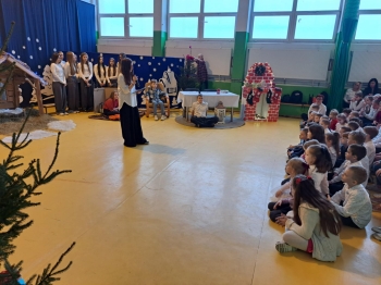 e83ee77c-73cb-44eb-8448-fcb63fea9135