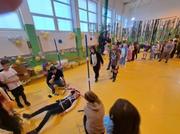 d7b46229-535f-48b3-bb28-412dc73bed85