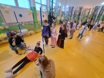 7ee89883-1a87-470f-a6f8-eb1fd96e6b5d