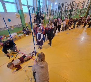 42b138ef-2130-40b3-9b4e-83247f75a7ab