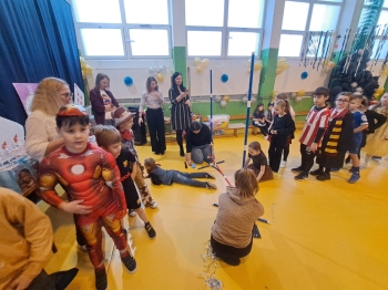 e7e6d1dc-8e2e-44bc-b879-c75a4b6dec53