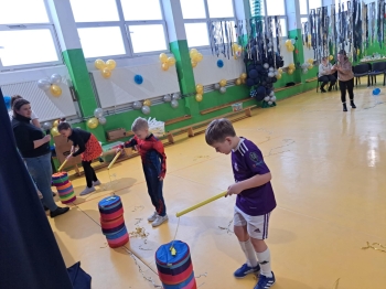 b864cae2-5b38-4df2-a05e-5234ed8b02cb