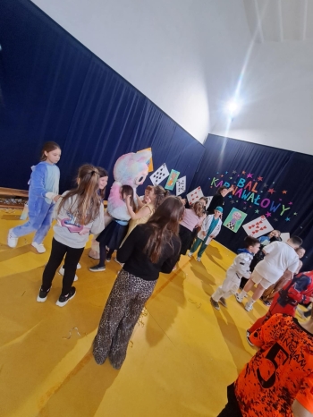 0b7b7c86-211d-42f5-8a92-3498a0611059