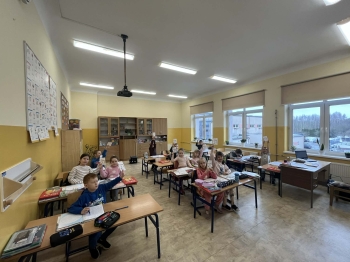 701f7b3c-88a7-4d1e-8043-68440ba07b71