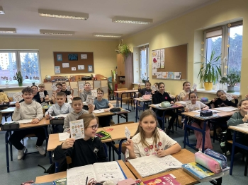 b7d55569-b8b2-442c-a78c-32948d1b25a4