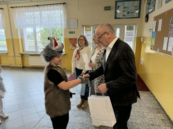 207cbc54-6369-4cb0-9d0c-7ec88c7f4cbe