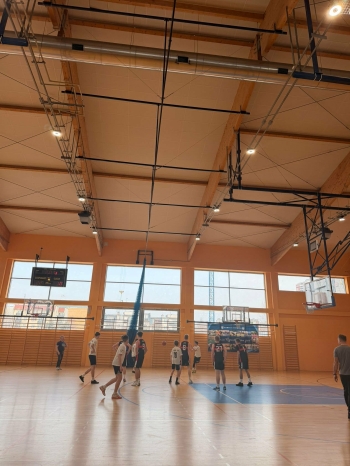 005a4dff-1b88-4805-8a6c-bd9d22a04eb4