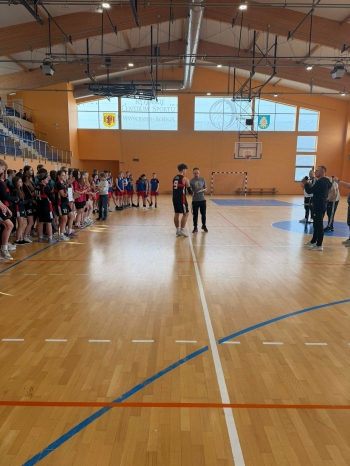 03a798ec-a7cc-455a-a1eb-7e118e949b31