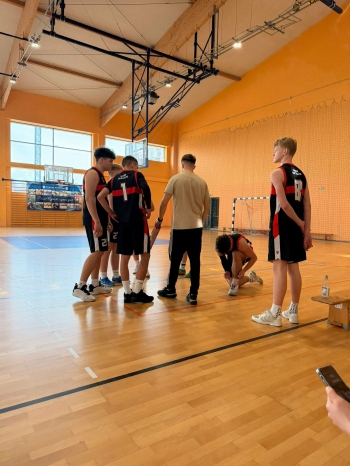 7d662571-daeb-4ec5-9e20-205461e96618