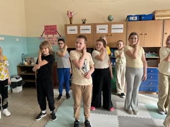 4e408ffa-5dd2-41b9-af9b-d8a53038f263