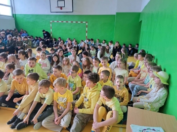 4c61f459-bda7-4739-ad2d-7a6f72906a3e