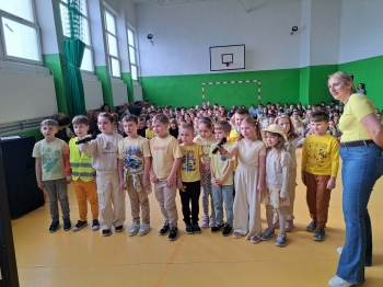 9ecce9cb-8429-4cf7-bec8-055d1eb7c91e