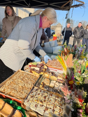 4d8adb51-2160-4282-ab88-1410829c4abe