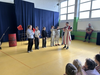 29888cf8-f254-4932-855f-dc36742b4bb6