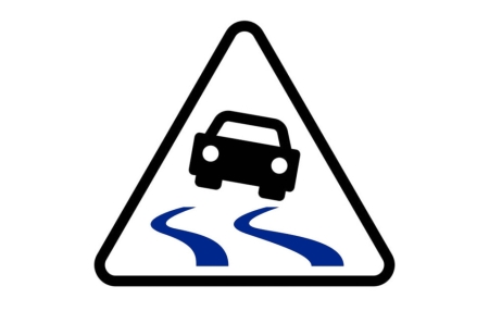 NIEKORZYSTNE WARUNKI ATMOSFERYCZNE